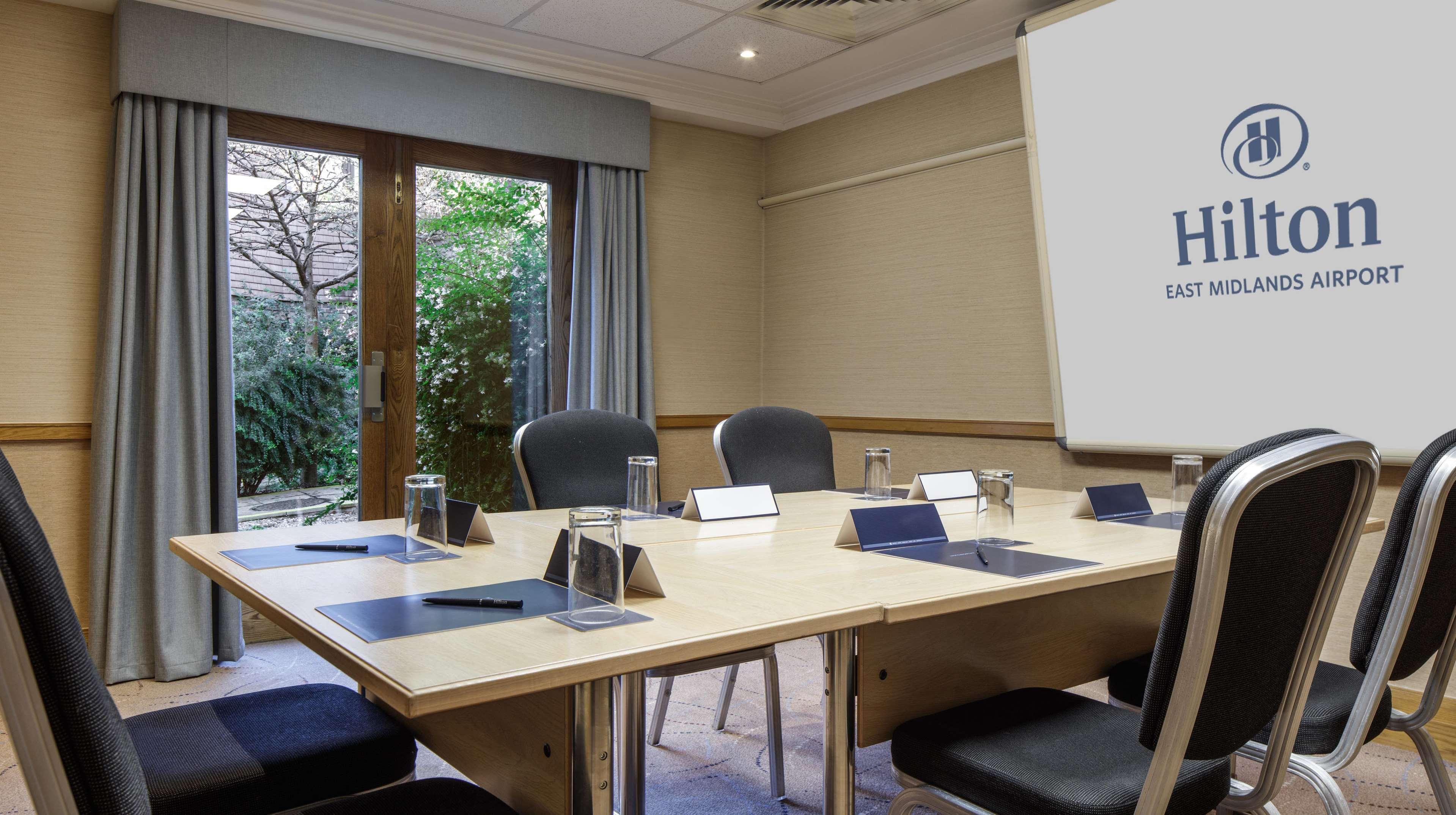 Hilton East Midlands Airport Hotel Kegworth Bagian luar foto