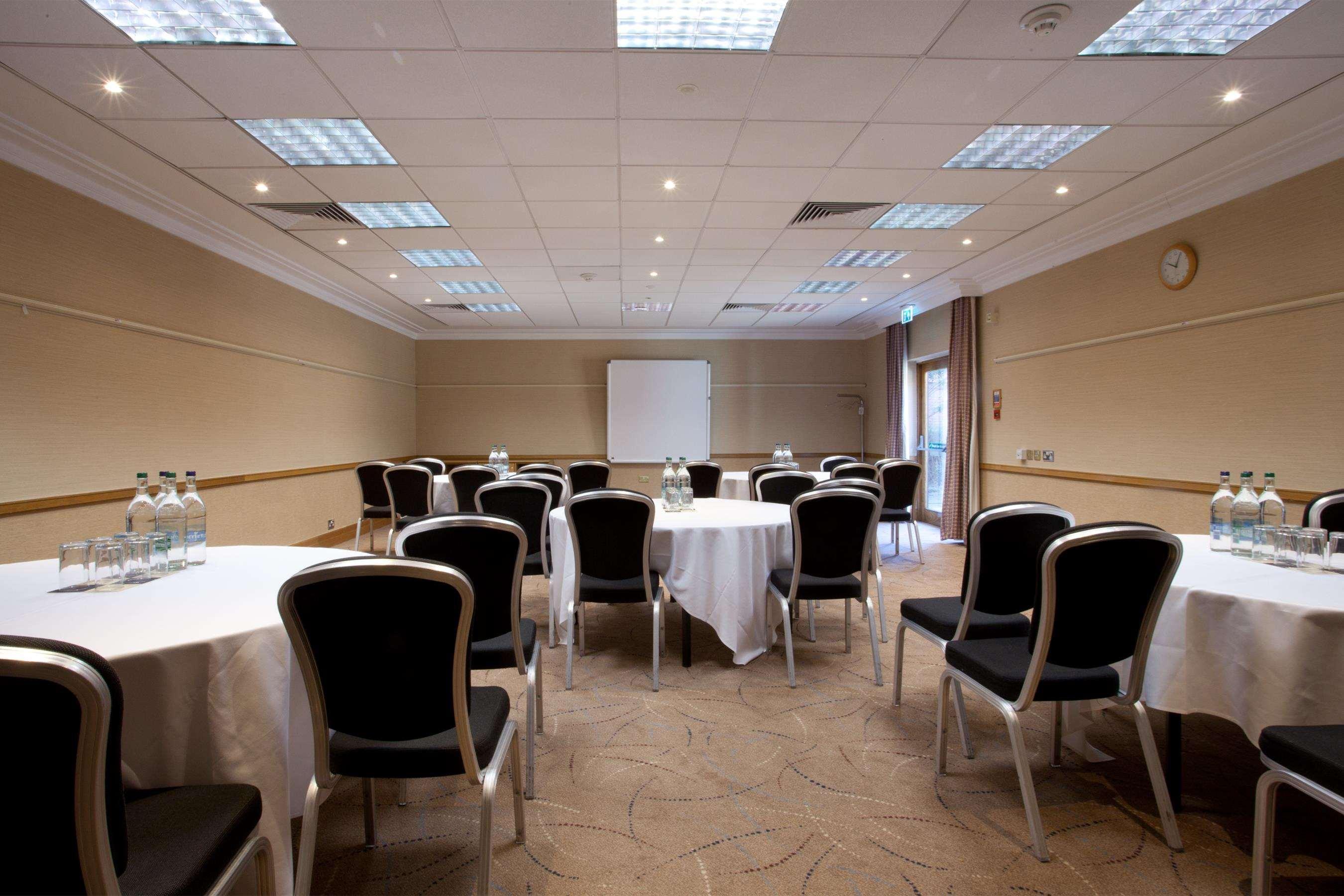 Hilton East Midlands Airport Hotel Kegworth Bagian luar foto