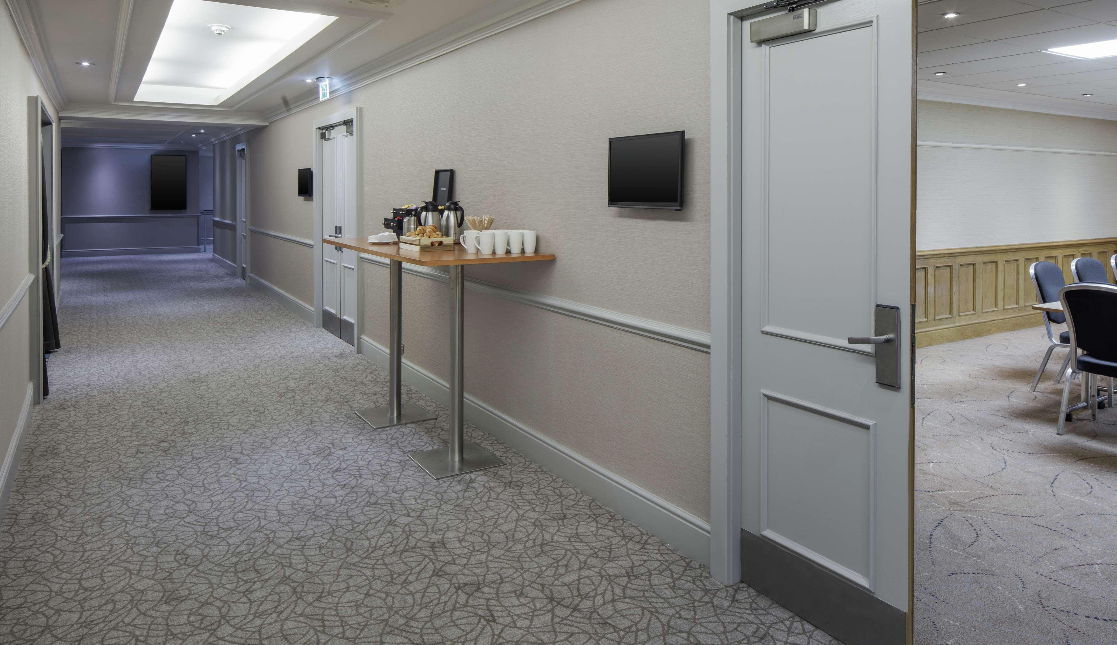 Hilton East Midlands Airport Hotel Kegworth Bagian luar foto