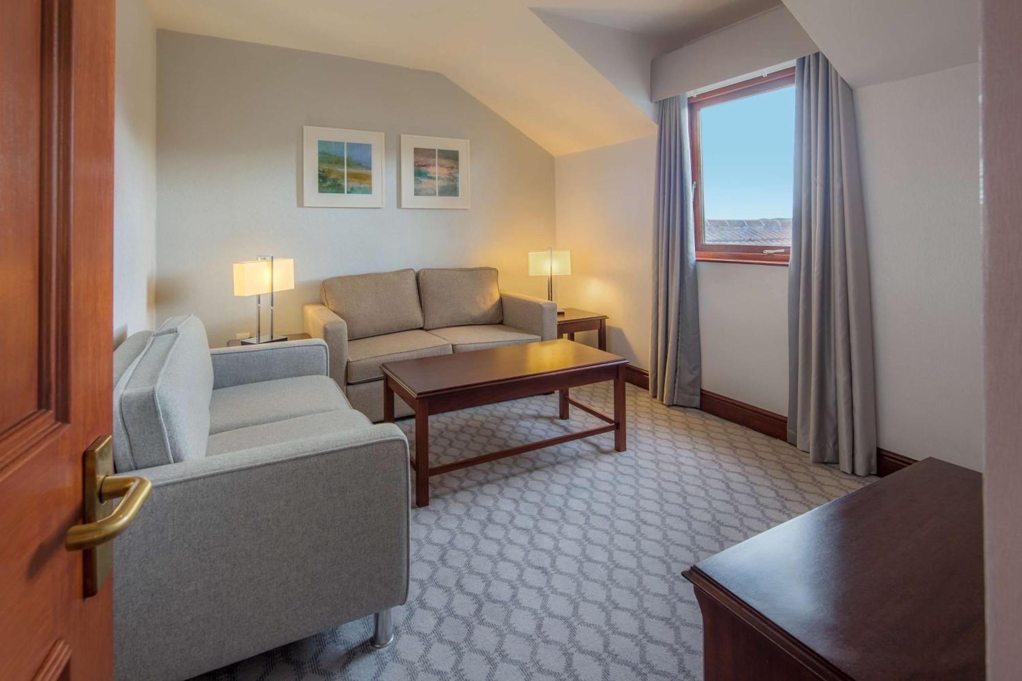 Hilton East Midlands Airport Hotel Kegworth Bagian luar foto