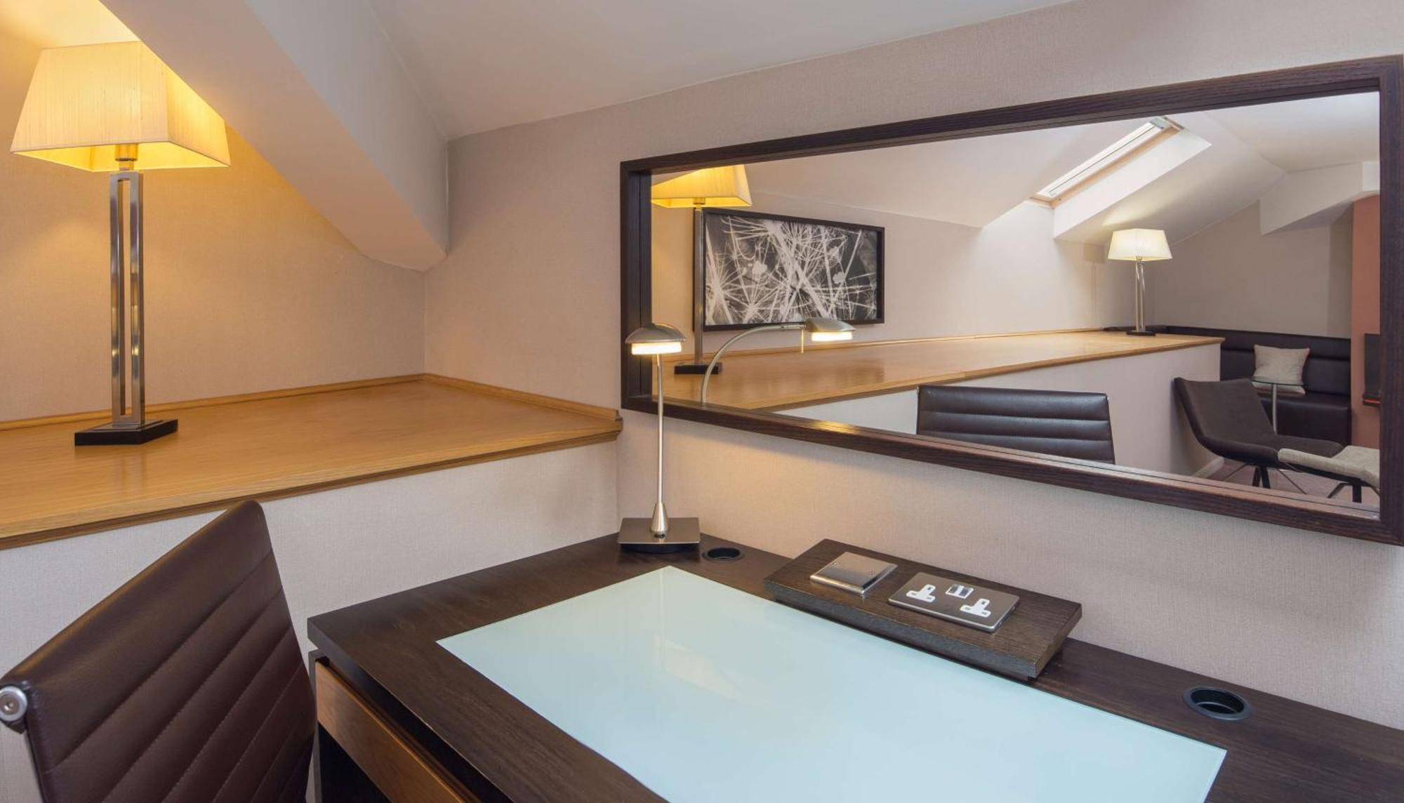 Hilton East Midlands Airport Hotel Kegworth Bagian luar foto