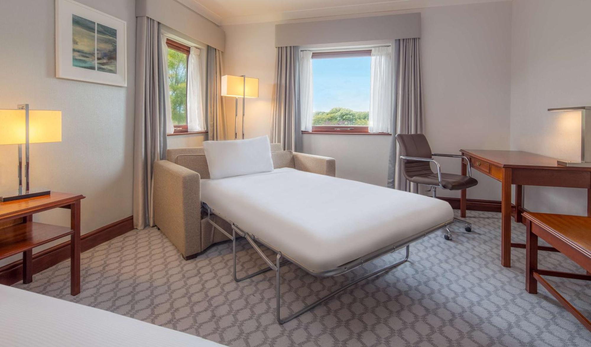Hilton East Midlands Airport Hotel Kegworth Bagian luar foto
